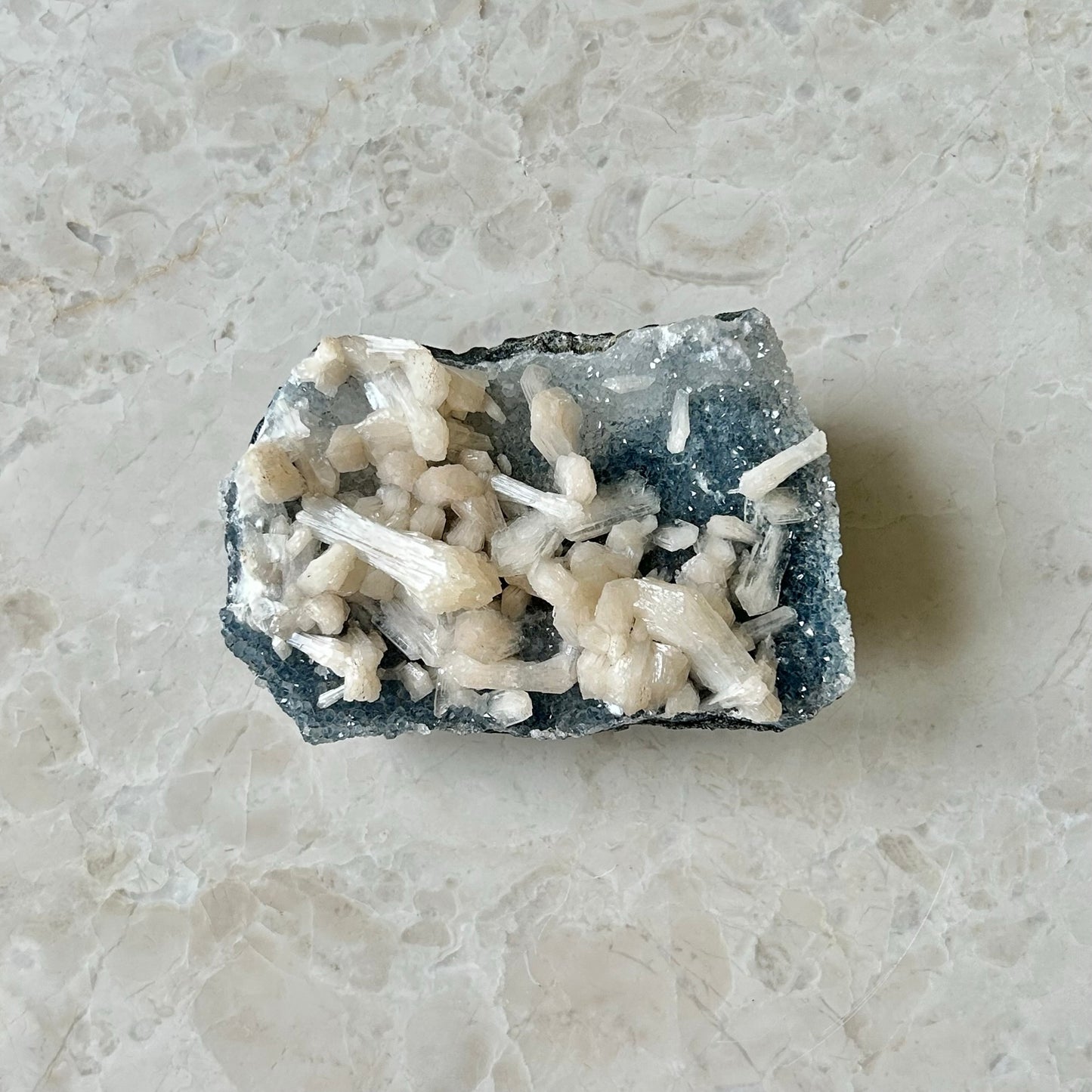 Stilbite on Apophyllite